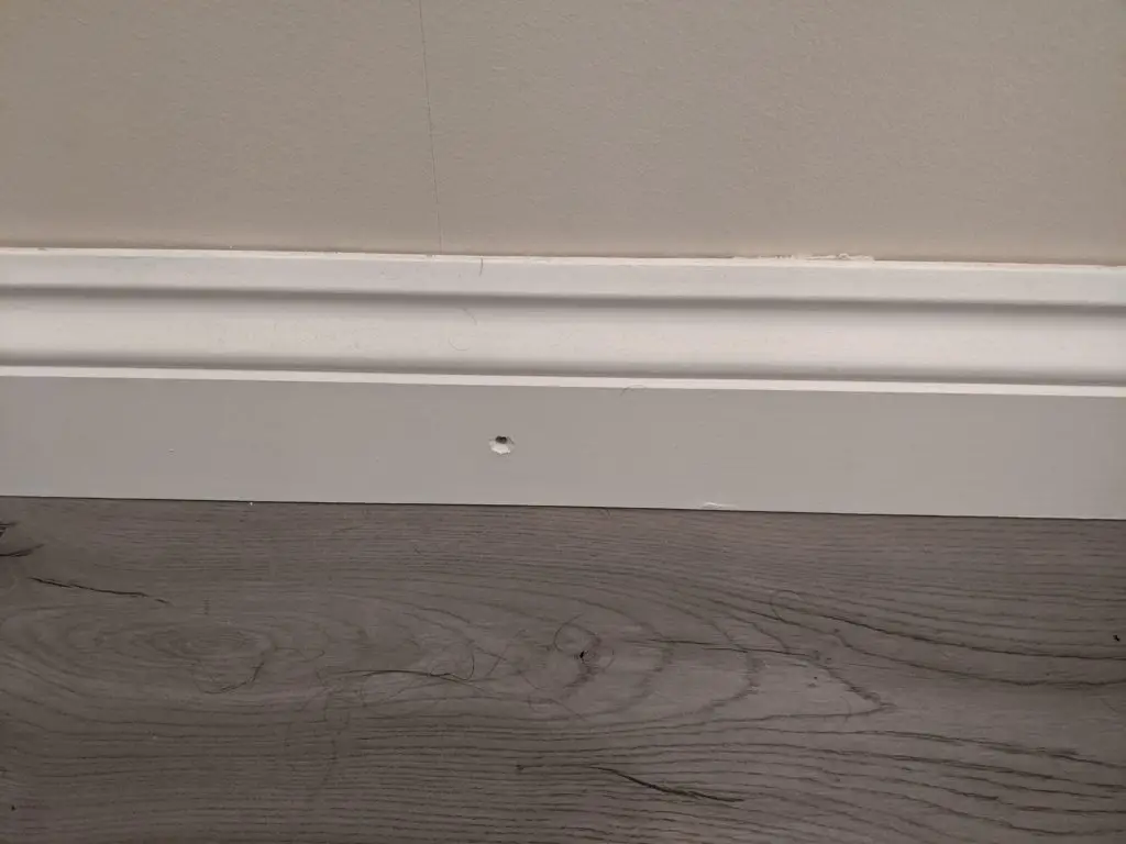 Perfecting Laminate Floor edges Beading or Skirting? Get